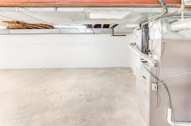 14 Carson Dr, Belleville, IL 62223 - unfinished basement with heating unit