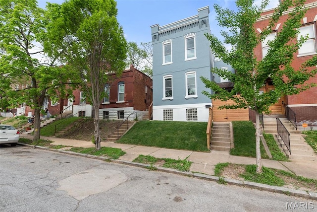 3244 Michigan Ave, Saint Louis, MO 63118 - view of front facade with stairs