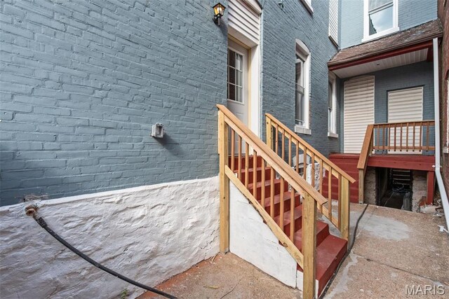 3244 Michigan Ave, Saint Louis, MO 63118 - doorway to property with brick siding