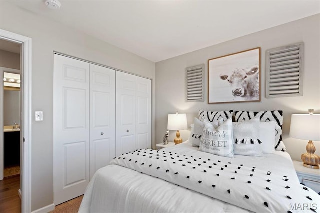 4609 Siesta Dr, Imperial, MO 63052 - bedroom with a closet and baseboards