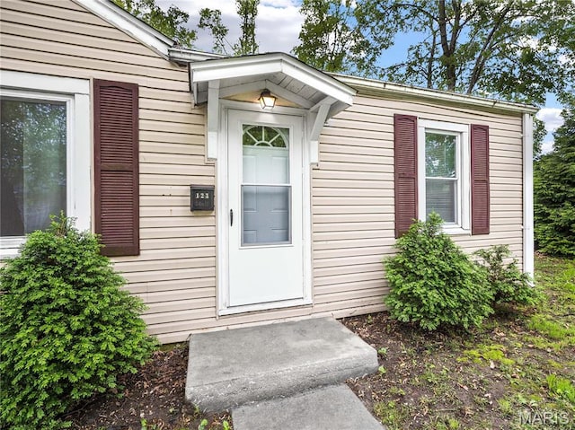 123 E Charter St, Troy, IL 62294 - view of property entrance