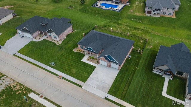 242 Orange Bowl Dr, Cape Girardeau, MO 63701 - bird's eye view of a pool