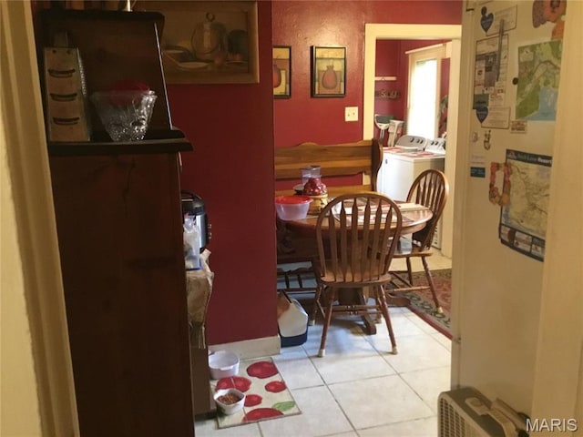 504 S Hickory St S, Cuba, MO 65453 - dining room featuring light tile patterned floors