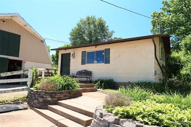 5501 Dober Ln, Saint Louis, MO 63129 - view of front of property