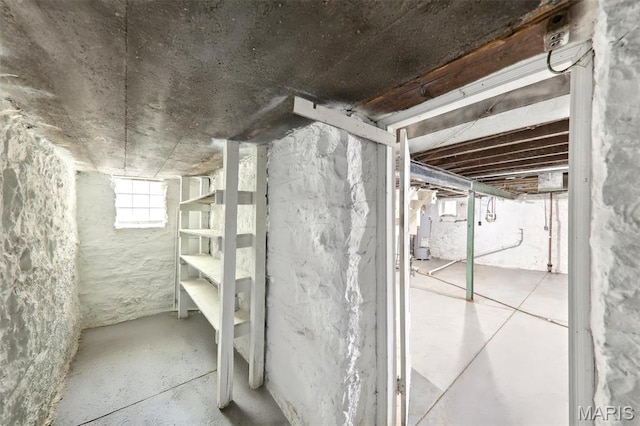 4942 Bonita Ave, Saint Louis, MO 63109 - view of below grade area