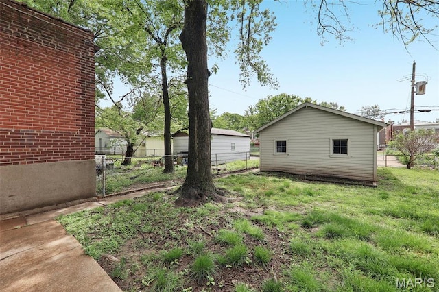 4942 Bonita Ave, Saint Louis, MO 63109 - view of yard