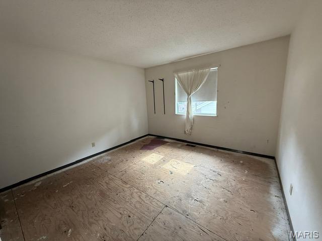 12910 Autumn View Dr, Saint Louis, MO 63146 - view of unfurnished room