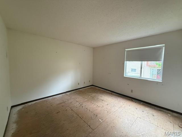 12910 Autumn View Dr, Saint Louis, MO 63146 - view of unfurnished room