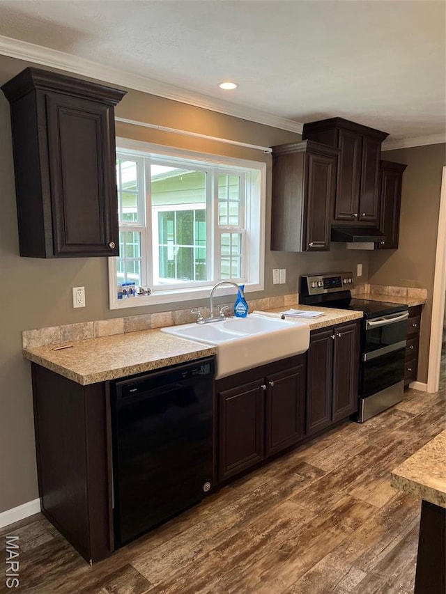474 Bluffview Dr, Piedmont, MO 63957 - kitchen with black dishwasher, double oven range, ornamental molding, dark wood finished floors, and a sink