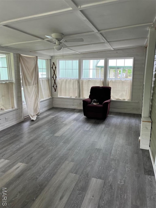 474 Bluffview Dr, Piedmont, MO 63957 - living area with dark wood finished floors, healthy amount of natural light, and ceiling fan