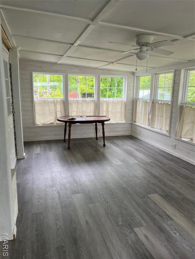 474 Bluffview Dr, Piedmont, MO 63957 - unfurnished sunroom with wood finished floors