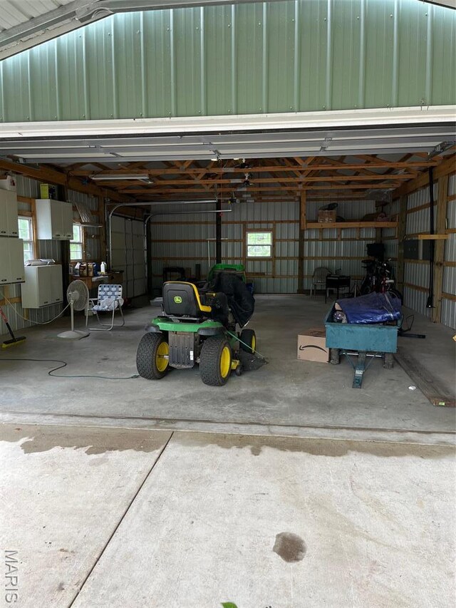 474 Bluffview Dr, Piedmont, MO 63957 - view of garage