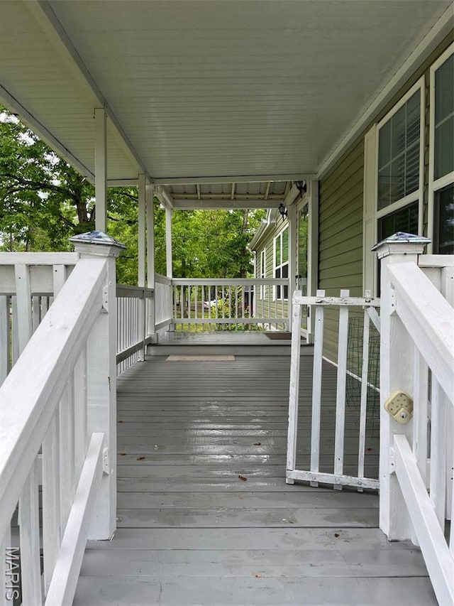 474 Bluffview Dr, Piedmont, MO 63957 - view of wooden terrace
