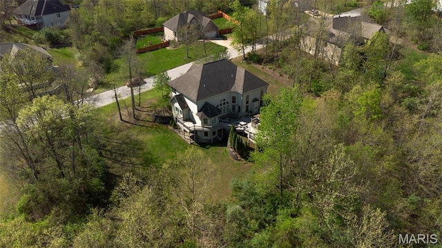 aerial view of property and surrounding area
