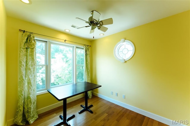 1025 Cobblestone Dr, Rolla, MO 65401 - office with baseboards, wood finished floors, recessed lighting, and ceiling fan
