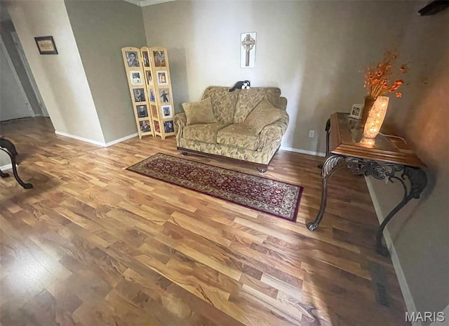 11652 Two Mile Rd, Dexter, MO 63841 - living room featuring wood finished floors