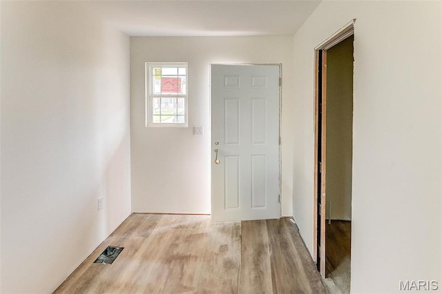 1404 Orchard Lakes Cir, Belleville, IL 62220 - unfurnished room featuring wood finished floors