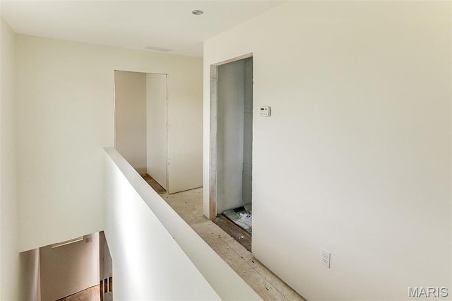1404 Orchard Lakes Cir, Belleville, IL 62220 - corridor featuring an upstairs landing