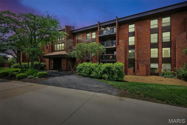 585 Coeur De Royale Dr Unit 203, Creve Coeur, MO 63141 - view of property