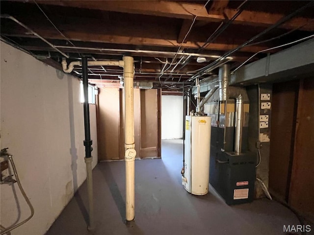 1688 Maldon Ln, Saint Louis, MO 63136 - unfinished below grade area featuring water heater