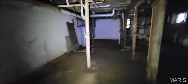 5144 Palm St, Saint Louis, MO 63115 - view of unfinished basement