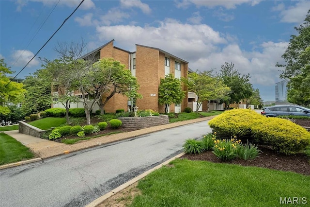 950 E Rue De La Banque Unit 208, Creve Coeur, MO 63141 - view of property