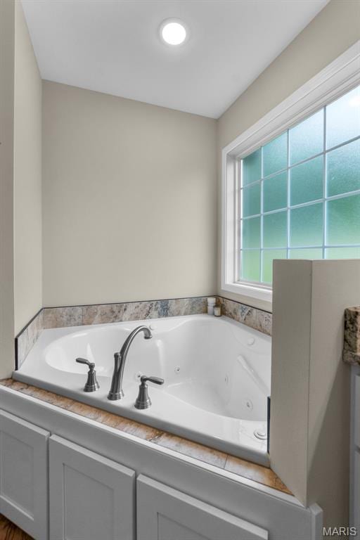 1111 Tulach Ard Ct, Jackson, MO 63755 - full bath featuring a whirlpool tub
