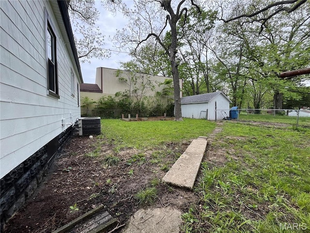 213 W Broadway, Trenton, IL 62293 - view of yard featuring cooling unit