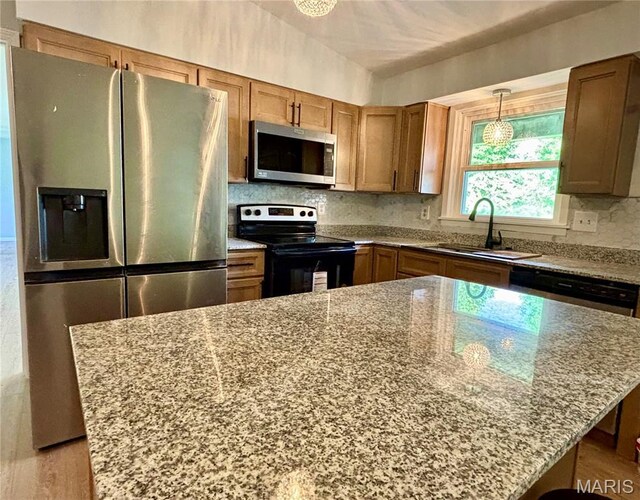 23225 Roulette Rd, Waynesville, MO 65583 - photo 16