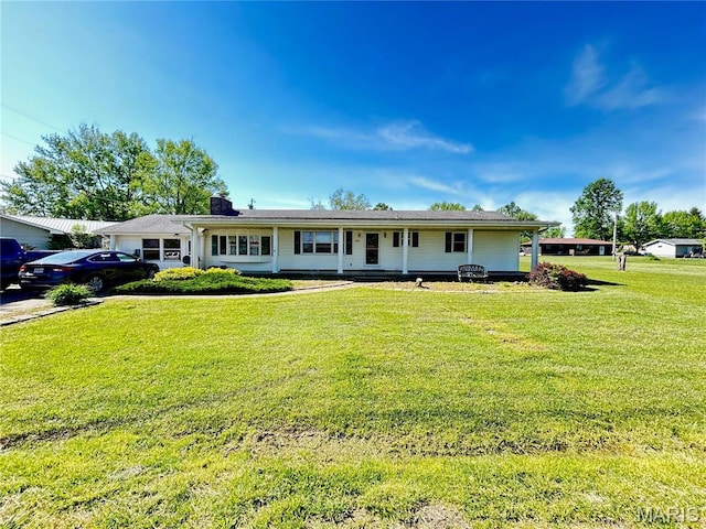 120 E Beth St, Licking, MO 65542 - ranch-style house featuring a chimney and a front yard
