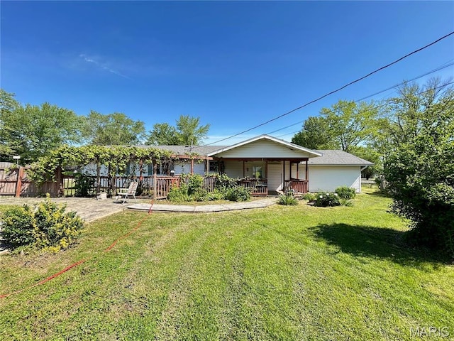 120 E Beth St, Licking, MO 65542 - view of front of home with covered porch