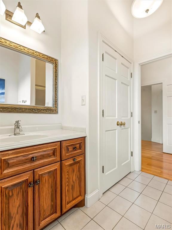 590 Fairway Dr, Union, MO 63084 - bathroom featuring vanity and tile patterned flooring