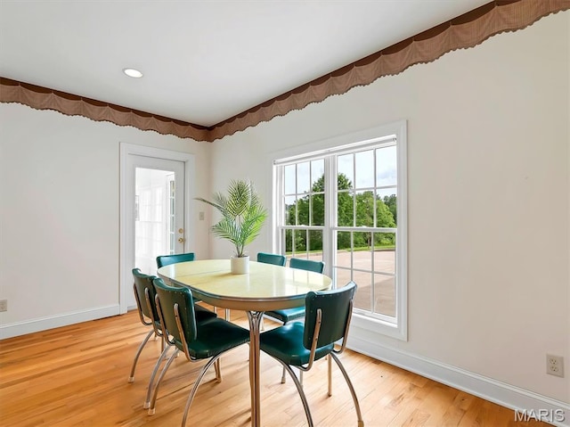 590 Fairway Dr, Union, MO 63084 - dining room with baseboards, light wood-style floors, and recessed lighting