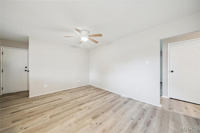 290 Patterson Ln, Florissant, MO 63031