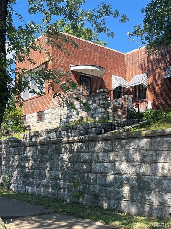4640 Nebraska Ave, Saint Louis, MO 63111 - photo 1