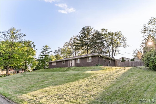 4900 Eiffel Dr, Godfrey, IL 62035 - view of yard