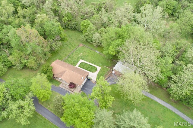 4051 Fleur De Lis Dr, Florissant, MO 63034 - photo 25