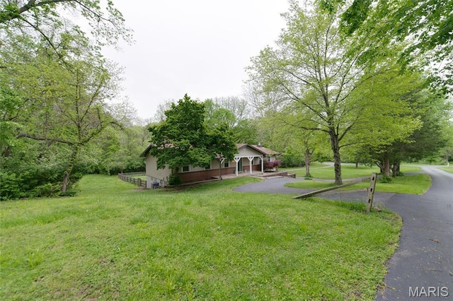 4051 Fleur De Lis Dr, Florissant, MO 63034 - photo 37