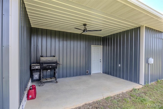 22950 Pin Oak Dr, Lebanon, MO 65536 - view of patio with ceiling fan