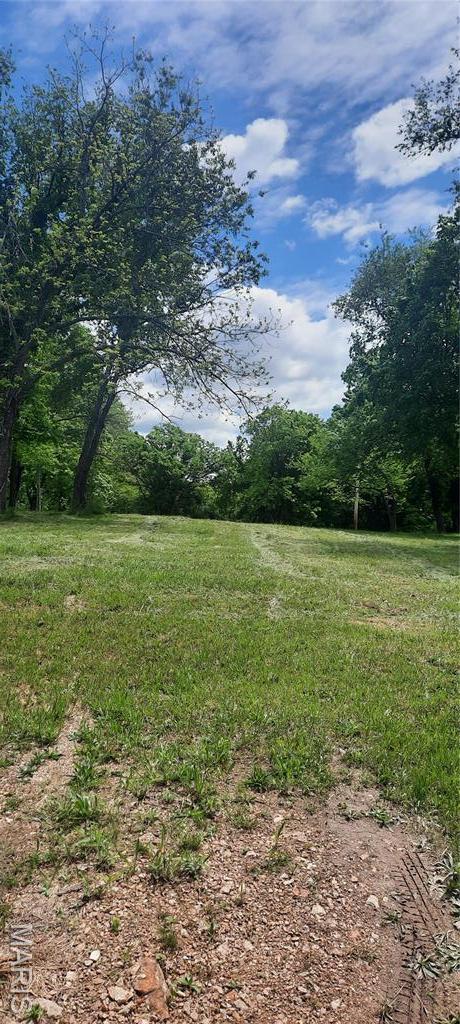 425 Hickory St, Steelville, MO 65565