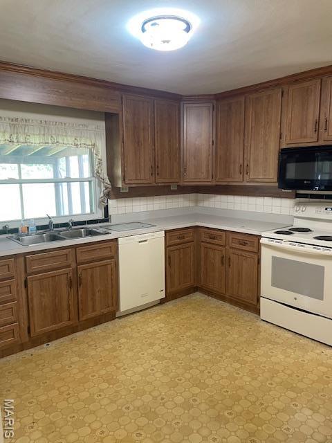9809 Zenith Dr, Saint Louis, MO 63123 - photo 5