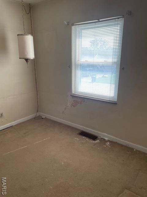 9809 Zenith Dr, Saint Louis, MO 63123 - photo 6