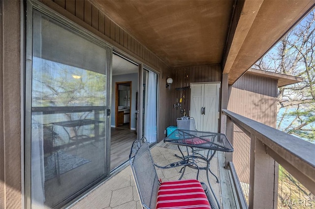 256 Lone Oak Unit 15, Sunrise Beach, MO 65079 - view of balcony