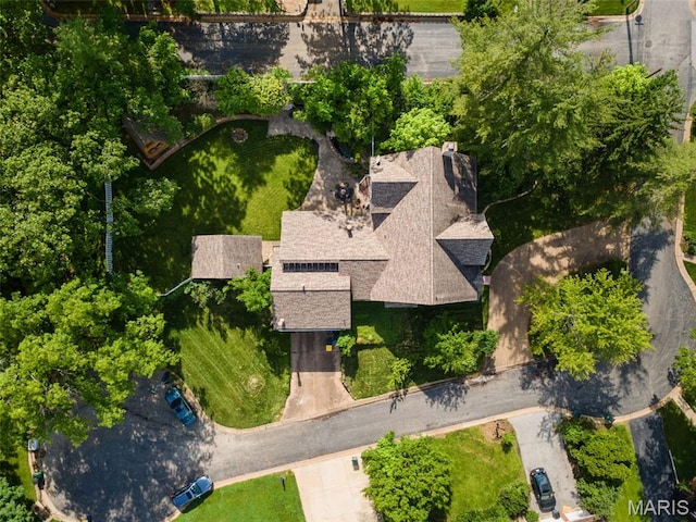 2125 Crystal Dr, Saint Louis, MO 63131 - drone / aerial view