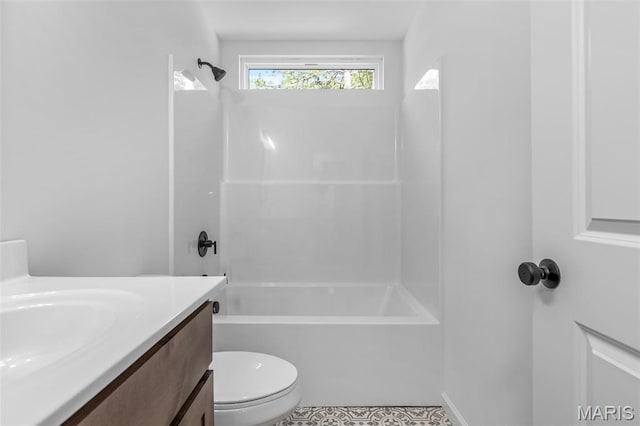 943 Stone Gate Dr, De Soto, MO 63020 - bathroom with vanity, toilet, bathing tub / shower combination, and tile patterned flooring
