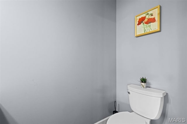 30 Shiloh Ct, Edwardsville, IL 62025 - bathroom featuring toilet