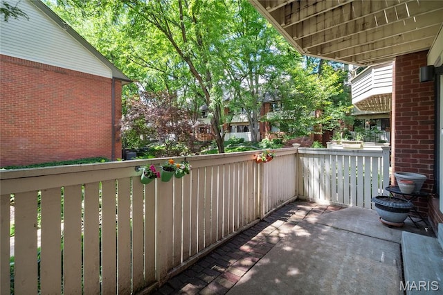 5567 Waterman Blvd Unit D, Saint Louis, MO 63112 - view of balcony