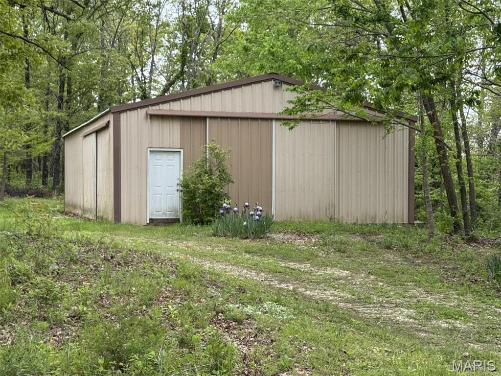 11050 Gingham Ln, Lebanon, MO 65536 - view of pole building