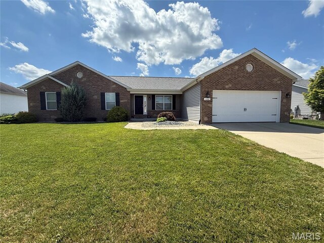 108 Garrettford Dr, Bethalto, IL 62010 - photo 1
