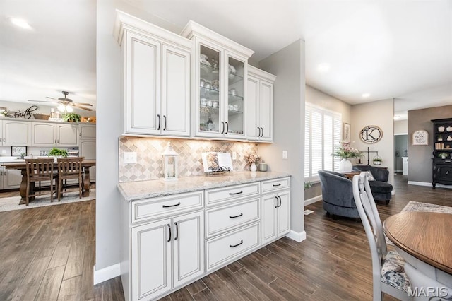 9 Shellie Ct, Fairview Heights, IL 62208 - bar area with baseboards, dark wood-style floors, backsplash, a ceiling fan, and recessed lighting